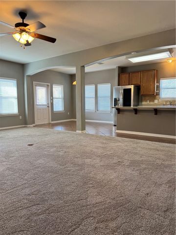 7001 Natchez Dr, Corpus Christi, TX 78414