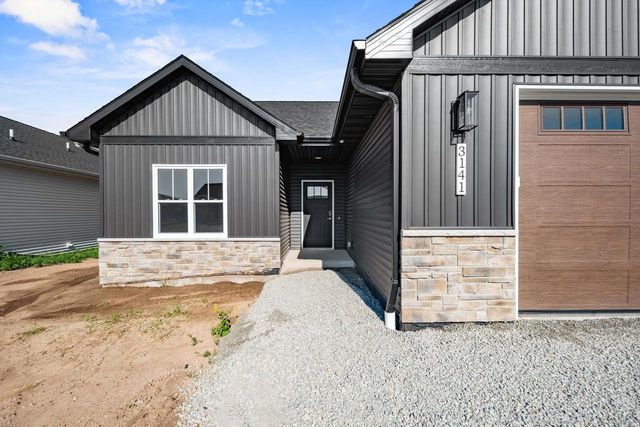 3141 LAZY OAK COURT, Green Bay, WI 54311