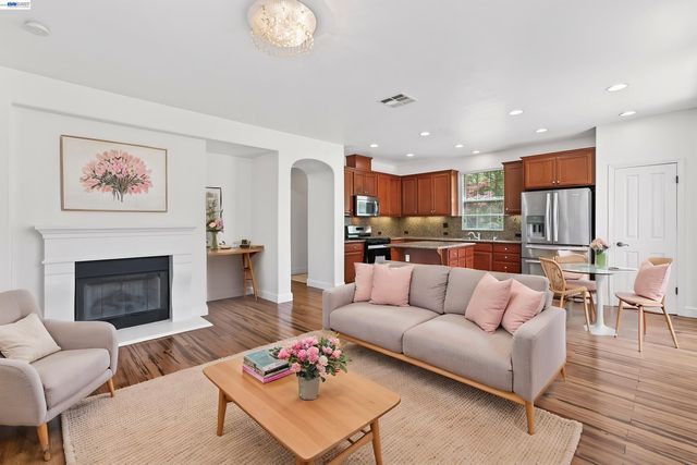 3107 Browntail Way, San Ramon, CA 94582