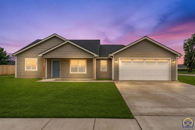 1929 NW Waldo Way, Topeka, KS 66608