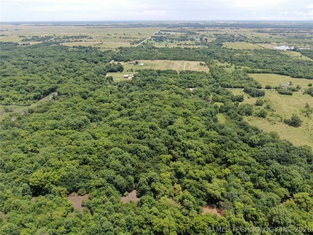 2018 N Mission Lane, Okmulgee, OK 74447