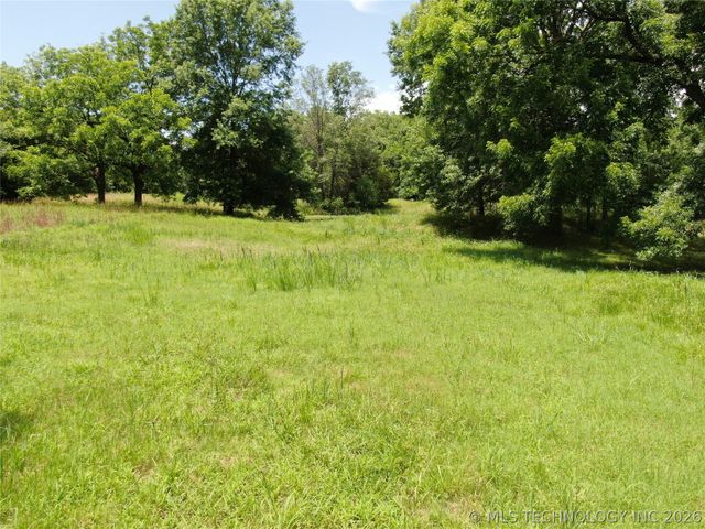 2018 N Mission Lane, Okmulgee, OK 74447