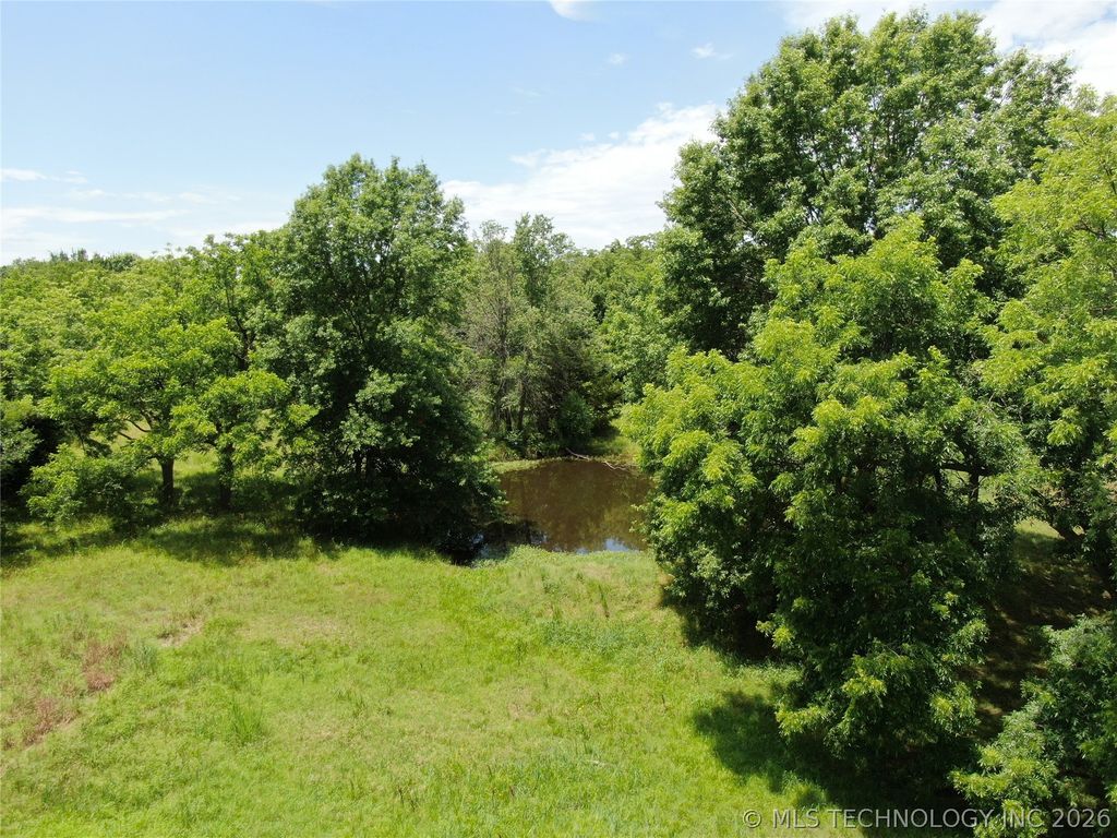 2018 N Mission Lane, Okmulgee, OK 74447