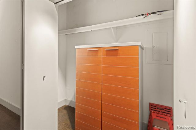 6533 E Jefferson Avenue 333E, Detroit, MI 48207