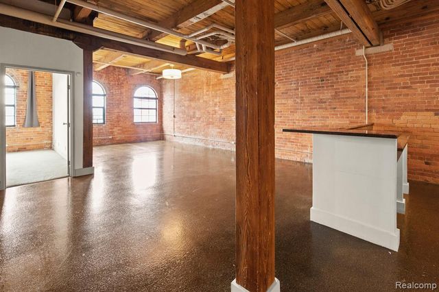 6533 E Jefferson Avenue 333E, Detroit, MI 48207