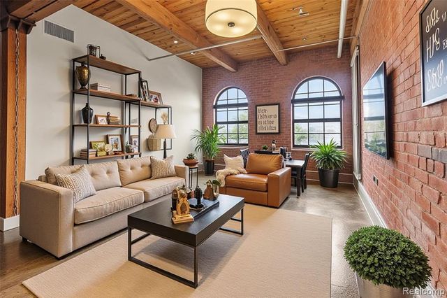 6533 E Jefferson Avenue 333E, Detroit, MI 48207