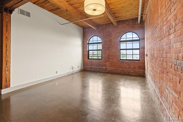 6533 E Jefferson Avenue 333E, Detroit, MI 48207