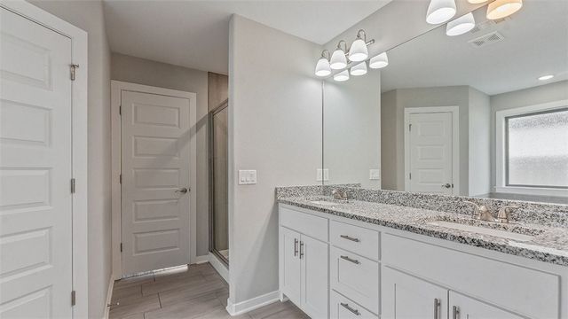 6051 W Mecklin Street, Fayetteville, AR 72704