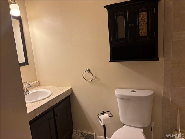 4 West Cherbourg Drive, Cheektowaga, NY 14227