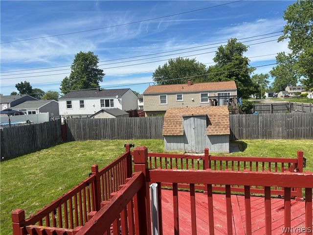 4 West Cherbourg Drive, Cheektowaga, NY 14227