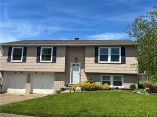 4 West Cherbourg Drive, Cheektowaga, NY 14227