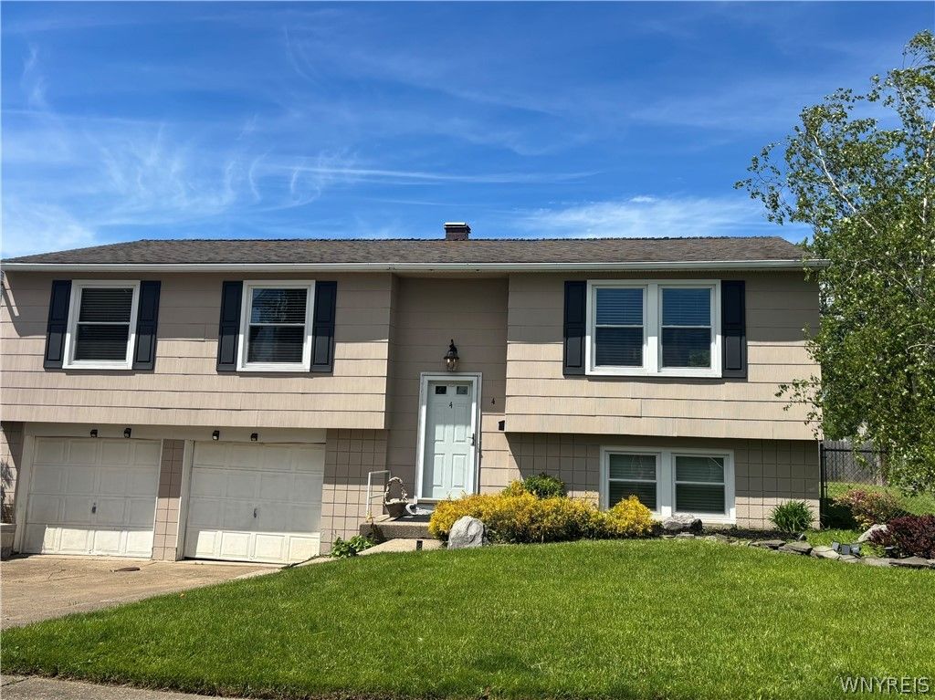 4 West Cherbourg Drive, Cheektowaga, NY 14227