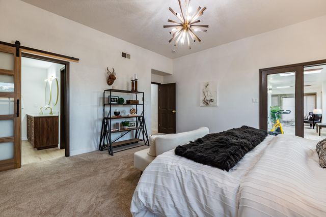 6425 Guadalupe Place NW, Los Ranchos, NM 87107