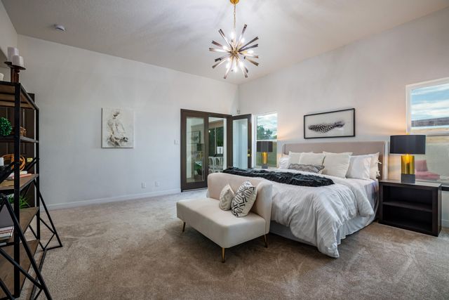 6425 Guadalupe Place NW, Los Ranchos, NM 87107