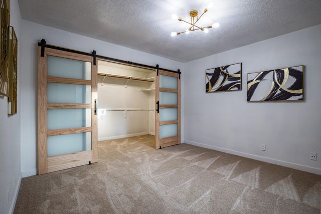 6425 Guadalupe Place NW, Los Ranchos, NM 87107