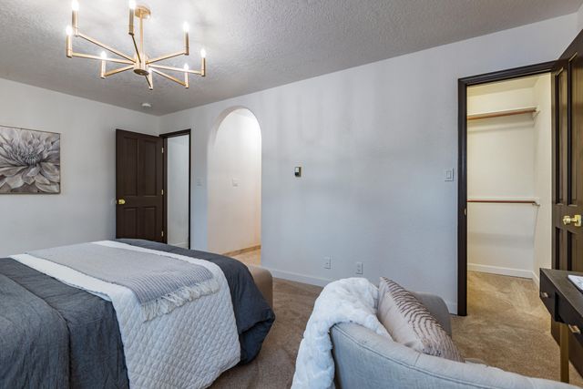 6425 Guadalupe Place NW, Los Ranchos, NM 87107