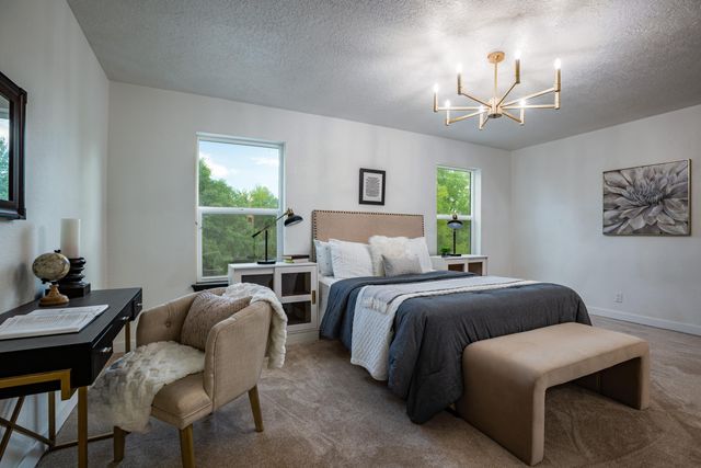 6425 Guadalupe Place NW, Los Ranchos, NM 87107
