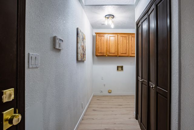 6425 Guadalupe Place NW, Los Ranchos, NM 87107