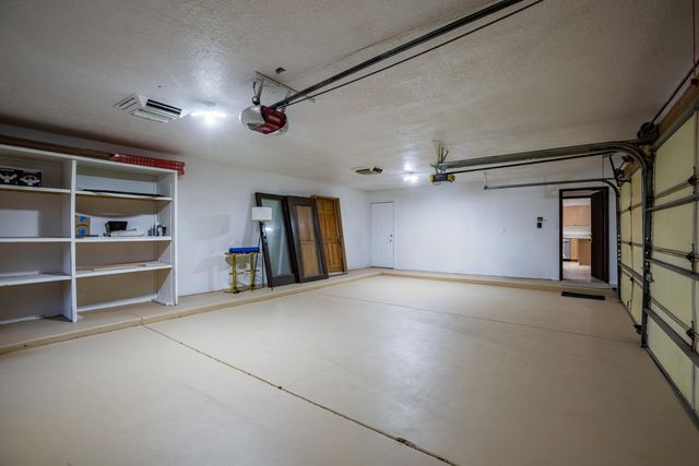 6425 Guadalupe Place NW, Los Ranchos, NM 87107