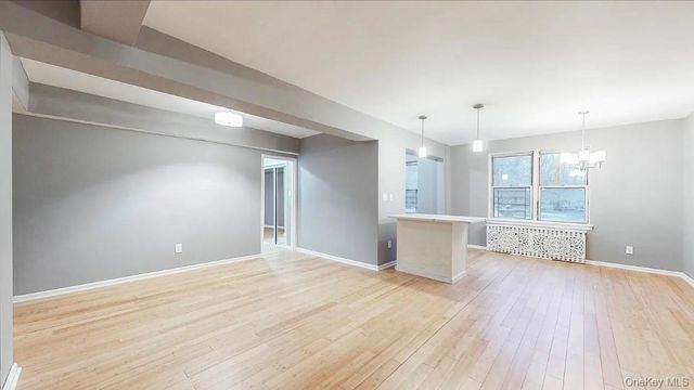800 Grand Concourse Avenue 1DS, Bronx, NY 10451
