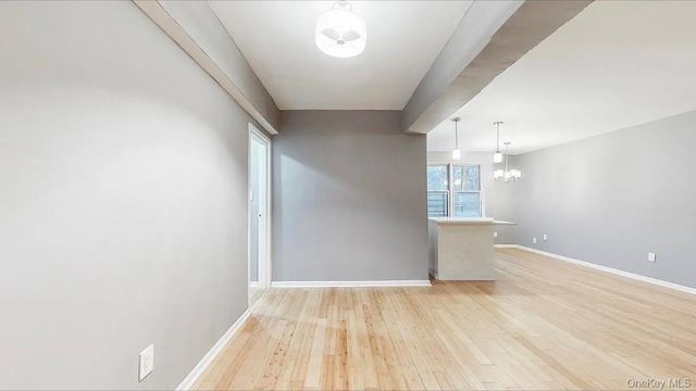 800 Grand Concourse Avenue 1DS, Bronx, NY 10451
