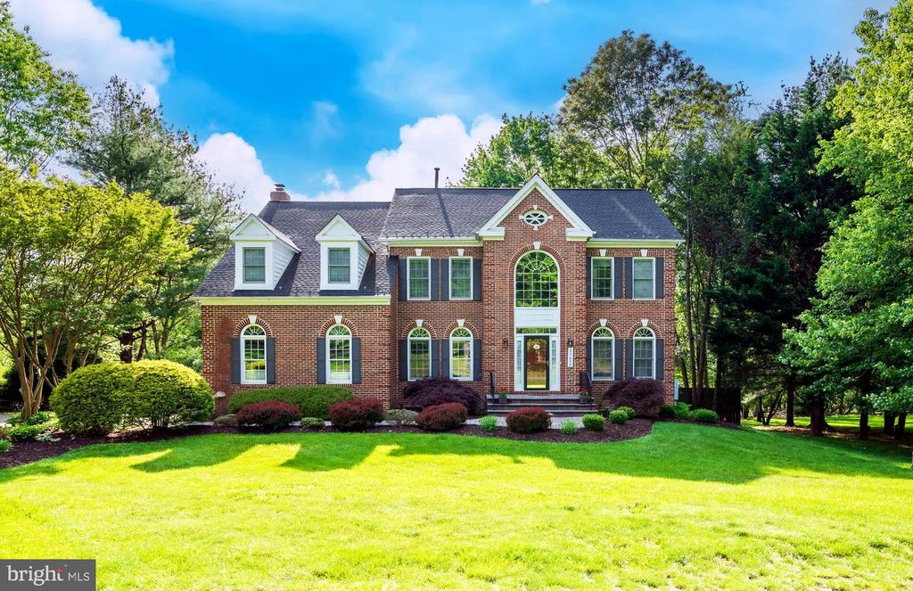 Image 1 of property listing at 21624 GOSHEN OAKS RD, Gaithersburg, MD 20882