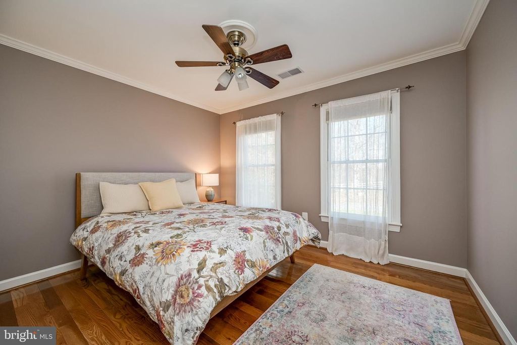 Image 27 of property listing at 21624 GOSHEN OAKS RD, Gaithersburg, MD 20882