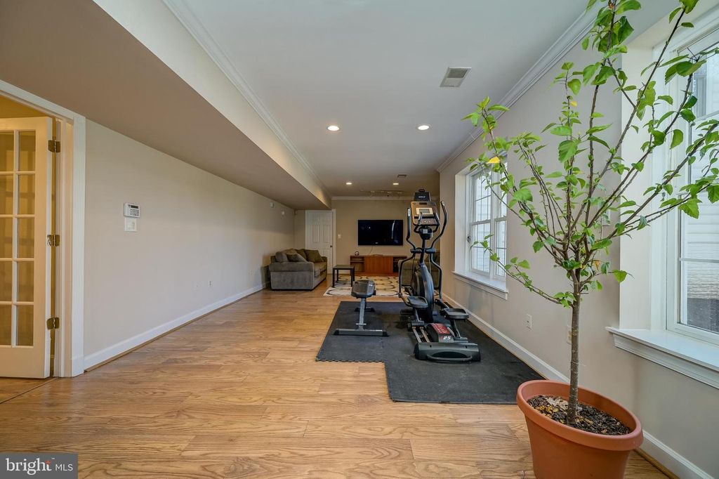 Image 31 of property listing at 21624 GOSHEN OAKS RD, Gaithersburg, MD 20882