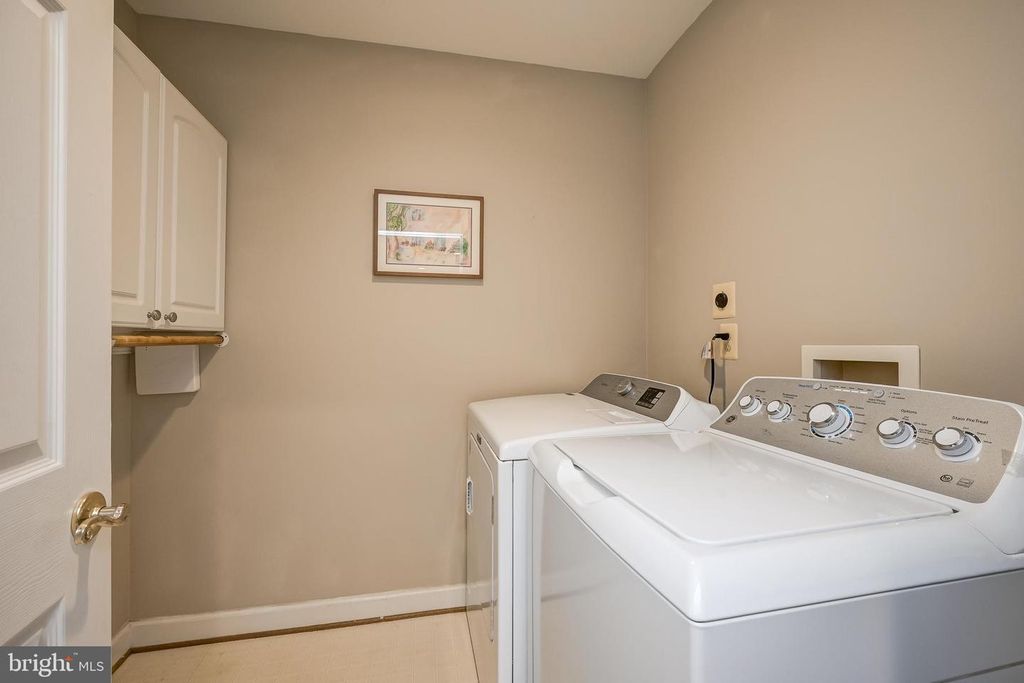 Image 35 of property listing at 21624 GOSHEN OAKS RD, Gaithersburg, MD 20882