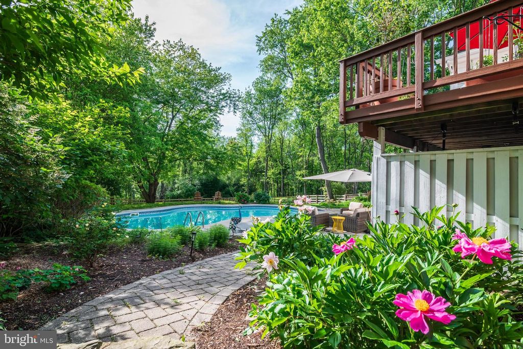 Image 37 of property listing at 21624 GOSHEN OAKS RD, Gaithersburg, MD 20882