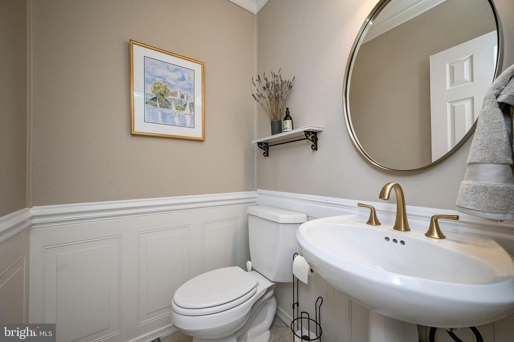 Image 9 of property listing at 21624 GOSHEN OAKS RD, Gaithersburg, MD 20882