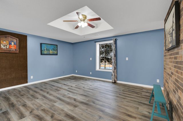 182 Loop Dr, Winchester, TN 37398