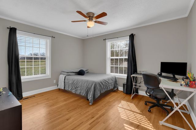 182 Loop Dr, Winchester, TN 37398