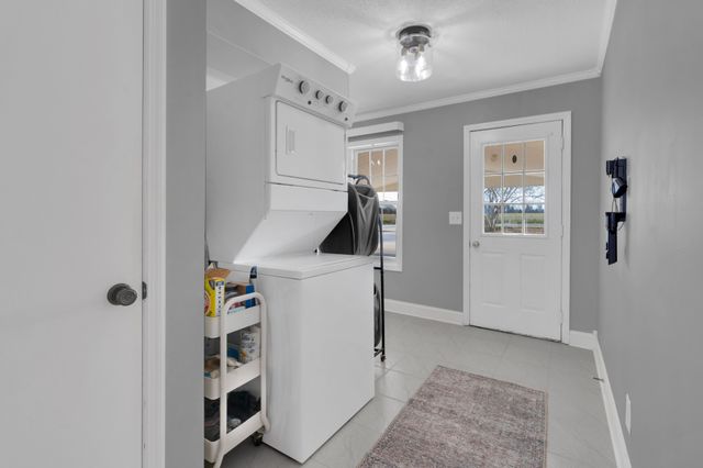 182 Loop Dr, Winchester, TN 37398