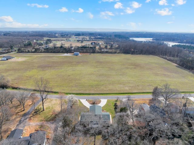 182 Loop Dr, Winchester, TN 37398