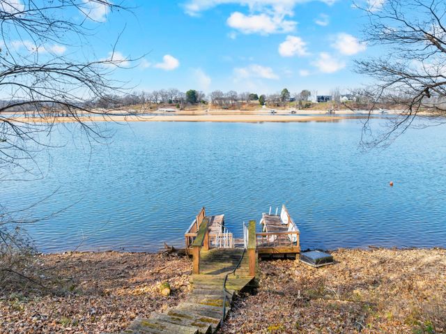 182 Loop Dr, Winchester, TN 37398