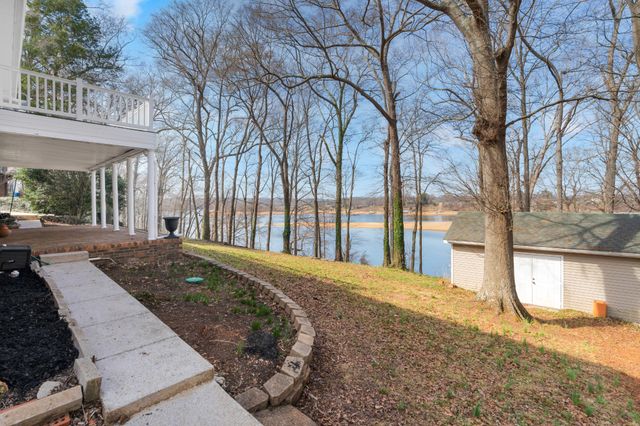 182 Loop Dr, Winchester, TN 37398