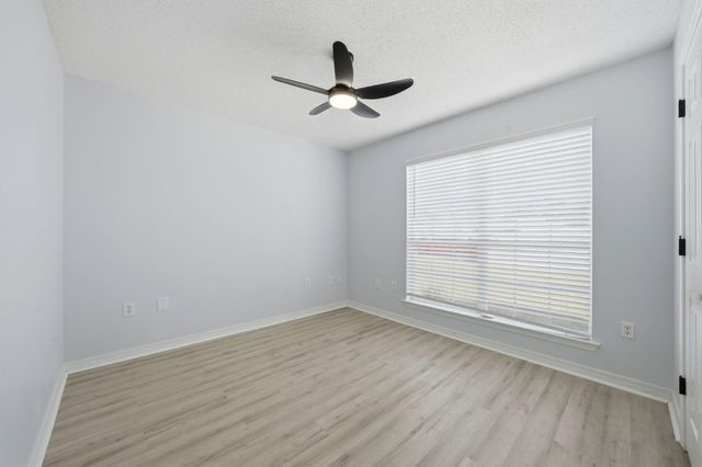 2166 Ortega Street, Navarre, FL 32566