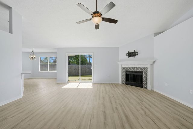 2166 Ortega Street, Navarre, FL 32566