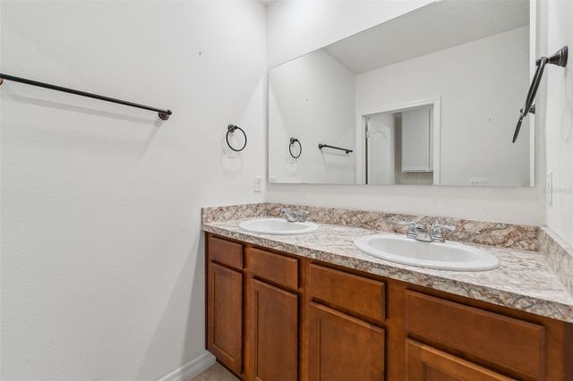 1422 FOX SQUIRREL DRIVE, Davenport, FL 33897