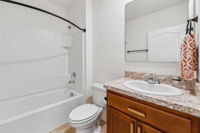 1422 FOX SQUIRREL DRIVE, Davenport, FL 33897