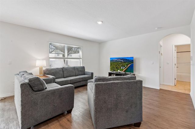 1422 FOX SQUIRREL DRIVE, Davenport, FL 33897