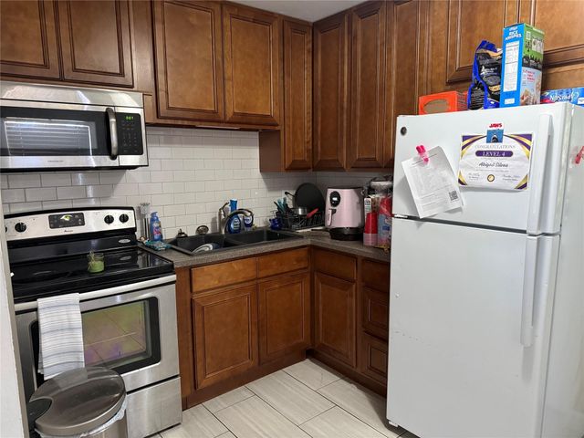 817 SE 9th Street, Okeechobee, FL 34974