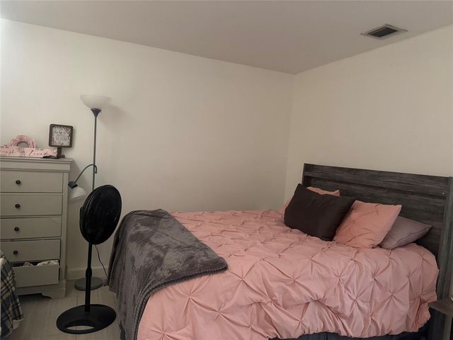 817 SE 9th Street, Okeechobee, FL 34974