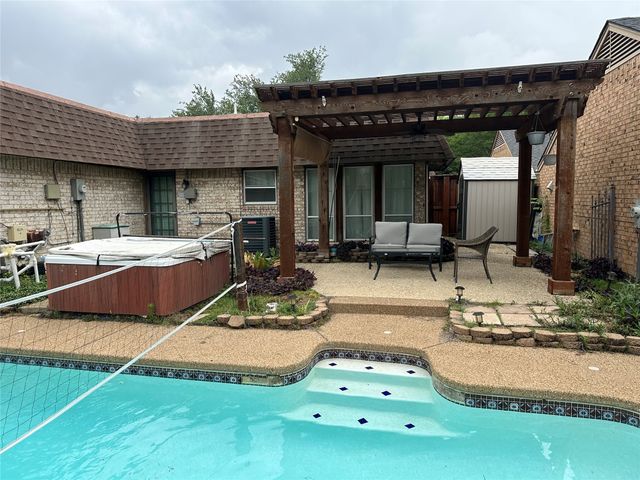 2312 Westbrook Drive, Carrollton, TX 75007