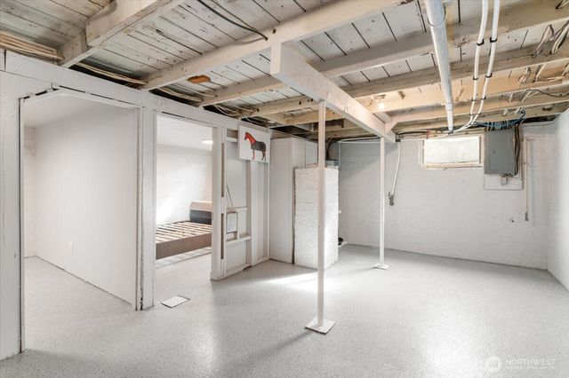 910 Walker Avenue, Wenatchee, WA 98801