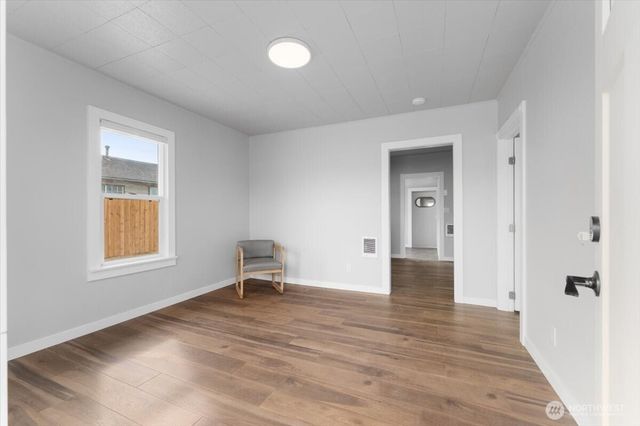 910 Walker Avenue, Wenatchee, WA 98801