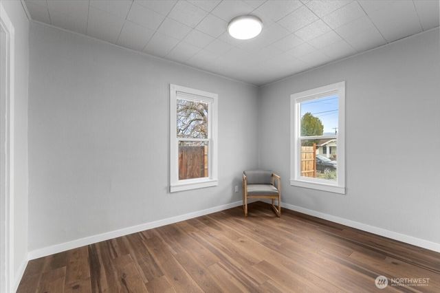 910 Walker Avenue, Wenatchee, WA 98801