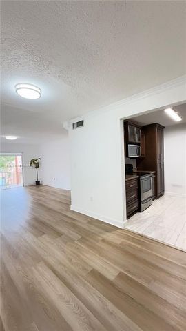 7121 Miami Lakes Drive Q8, Miami Lakes, FL 33014