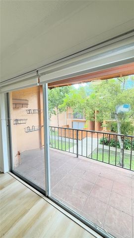 7121 Miami Lakes Drive Q8, Miami Lakes, FL 33014